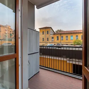 Cosy With Balcony! Appartamento